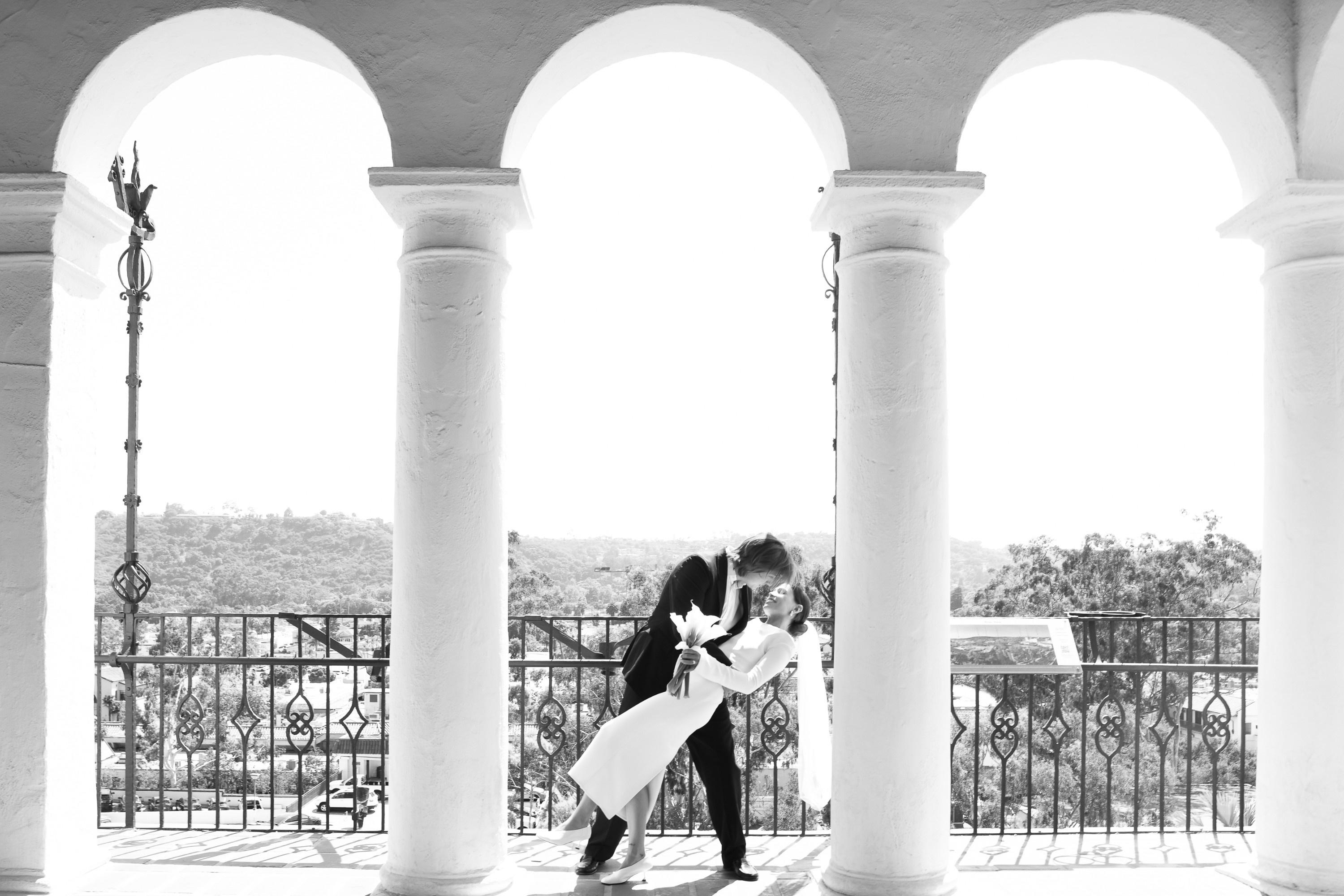 carousel-hero-element image-3