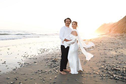 mobile - carousel-hero-element image-2